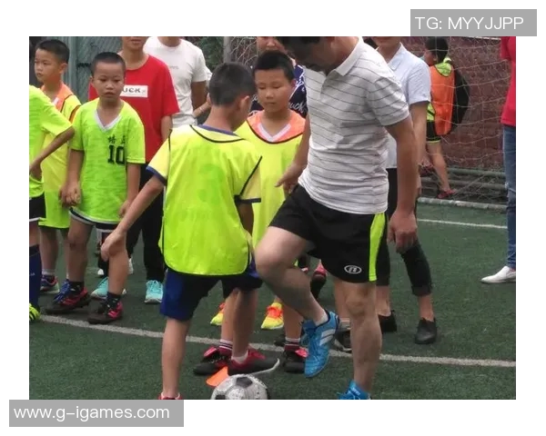 快乐足球歌谣让孩子们在欢声笑语中爱上足球运动